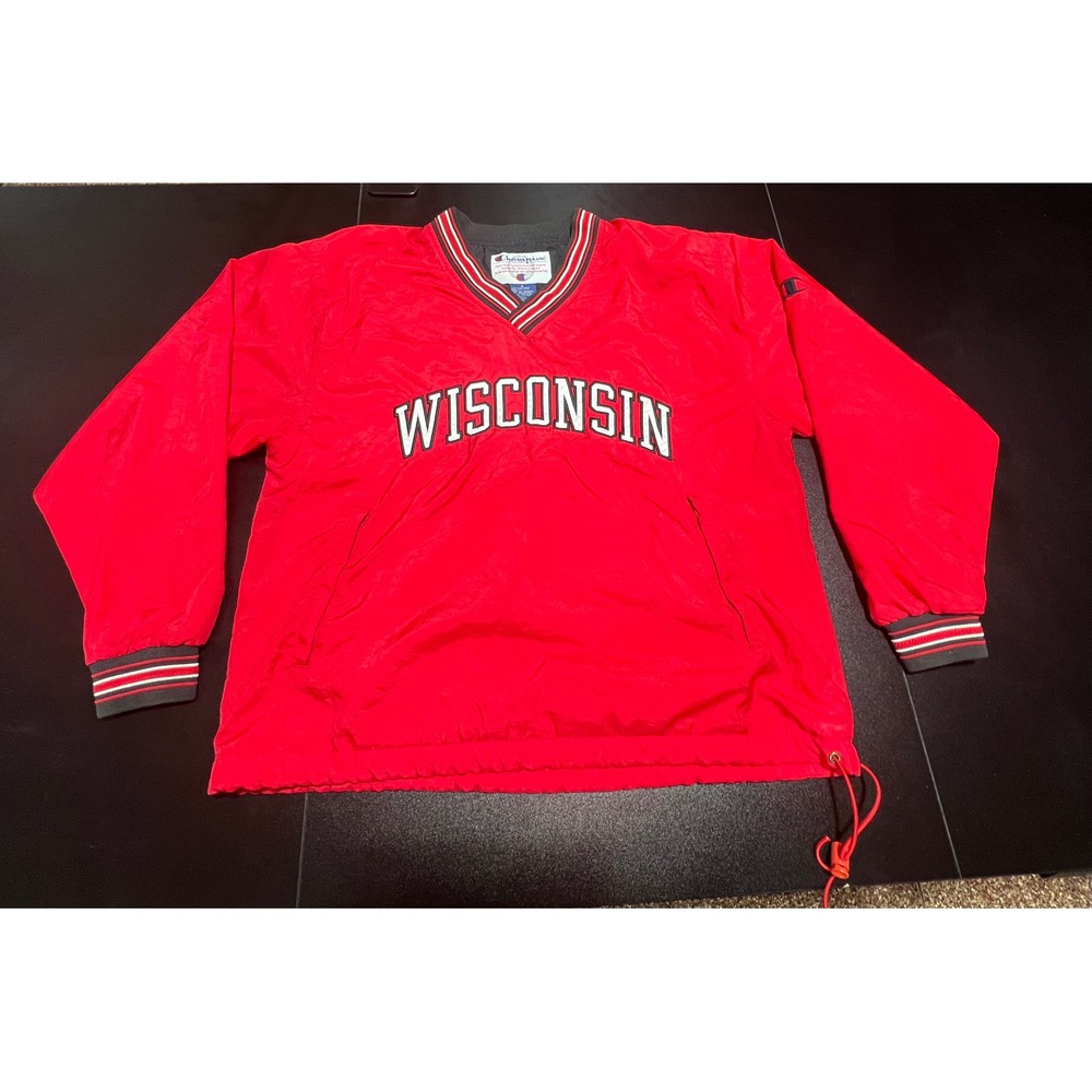 Champion Wisconsin Badgers V-Neck Windbreaker Pullover Red Mens Medium Vintage